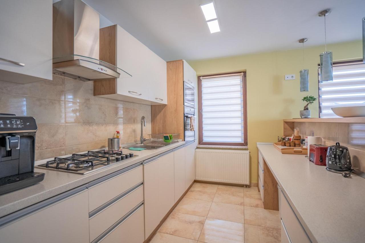 Roots Villa Redwood Braszów Zewnętrze zdjęcie
