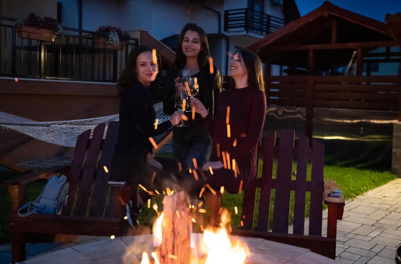 Roots Villa Redwood Braszów Zewnętrze zdjęcie