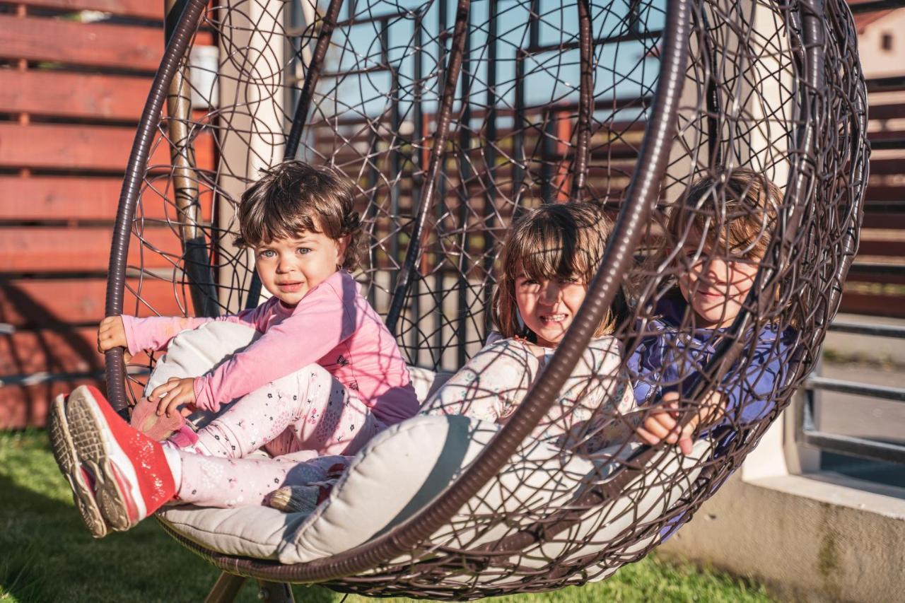 Roots Villa Redwood Braszów Zewnętrze zdjęcie